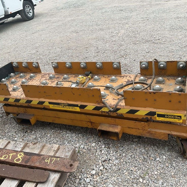 Electric heavy duty roller transfer car