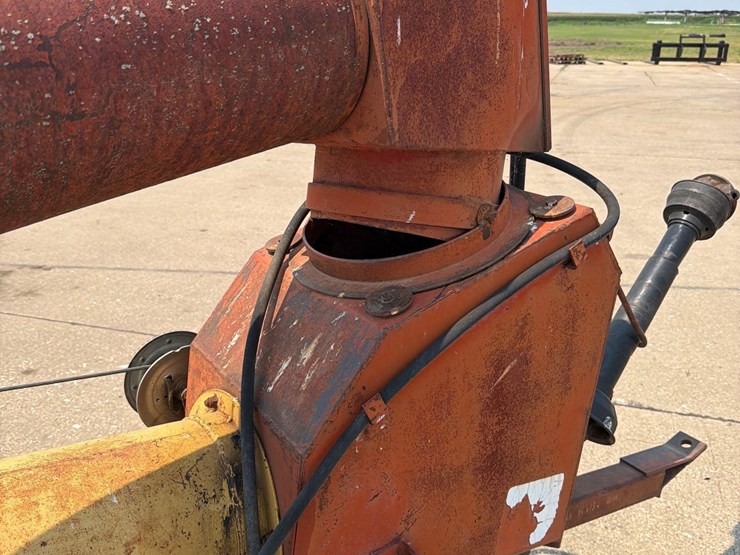 westfield-10”-x-62ft-auger-image-16