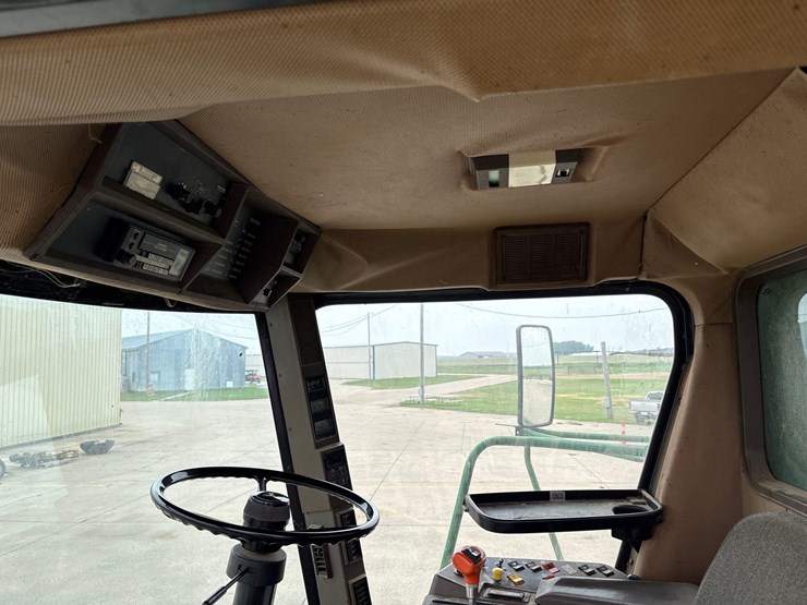 john-deere-9500-image-44