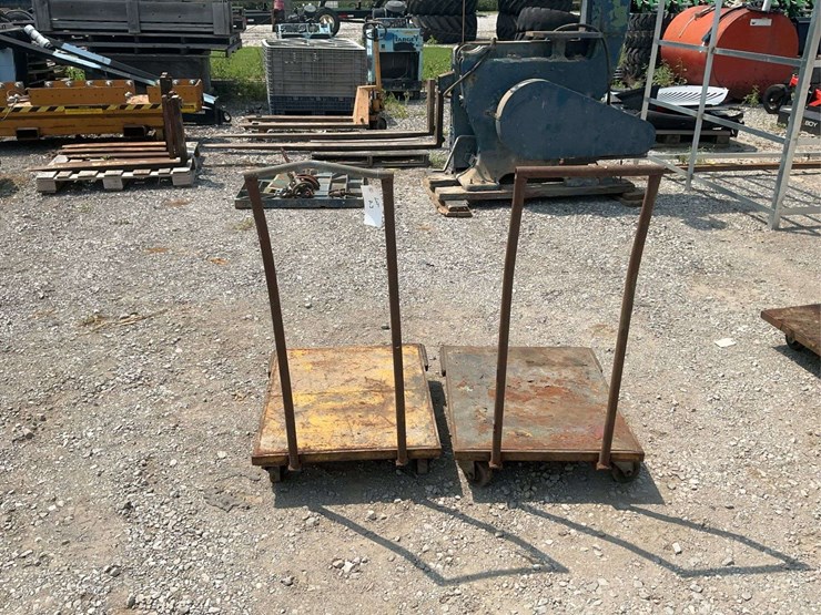 4-wheel-metal-carts-with-handle-image-3