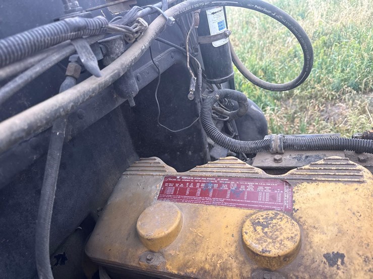 1991-peterbilt-grain-truck-image-25