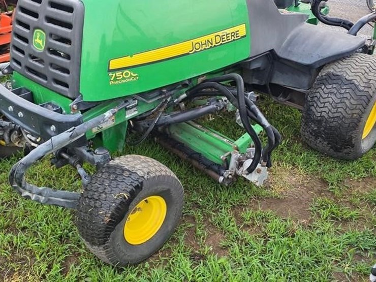 2011-john-deere-7500-image-13