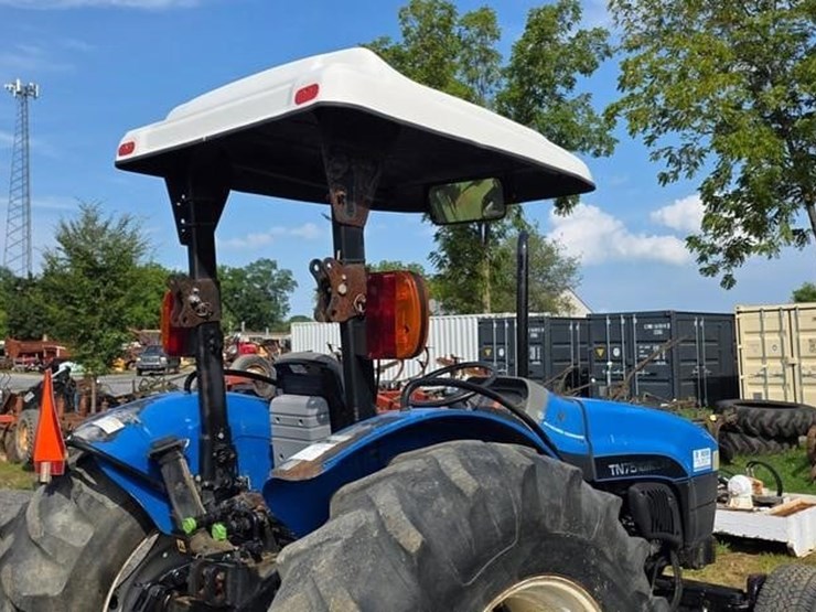 new-holland-tn75-image-14