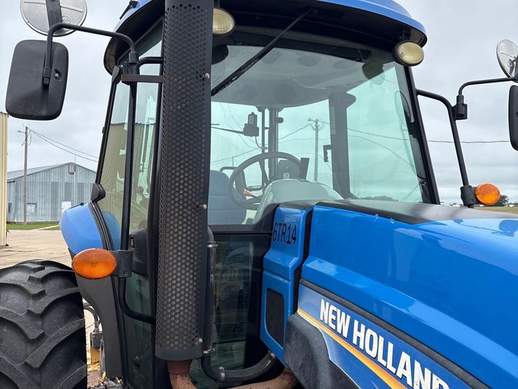 new-holland-ts6.125-image-32