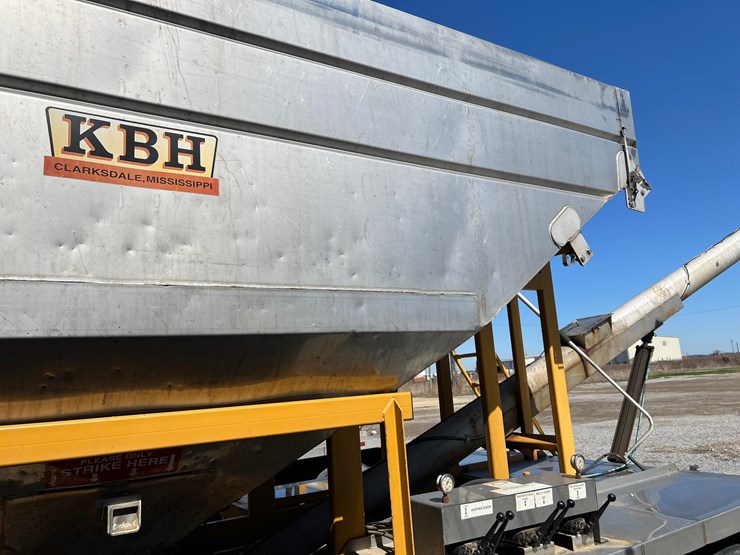 kbh-tender-trailer-refurbished-image-12