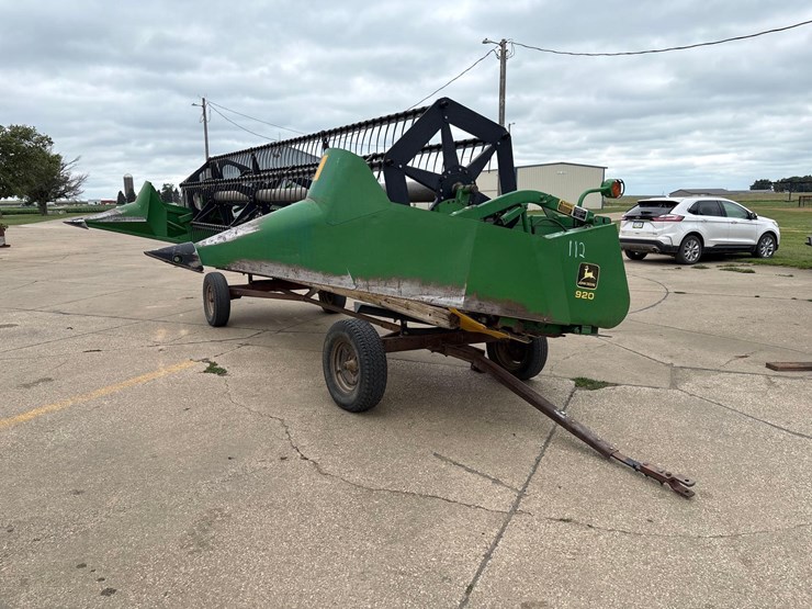 john-deere-920-image-1