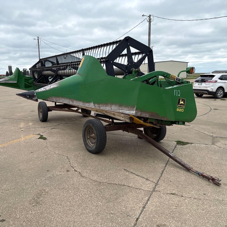 JOHN DEERE 920