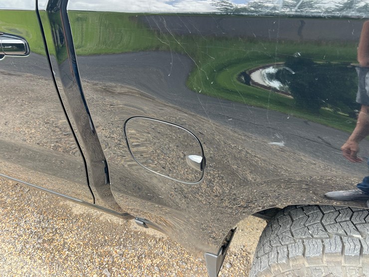 2022-chevrolet-silverado-1500-image-48