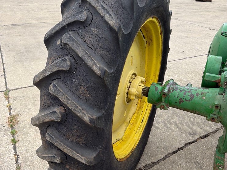 john-deere-a-image-10