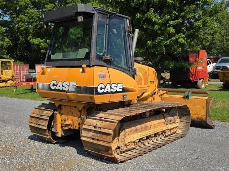 case-750l-image-4