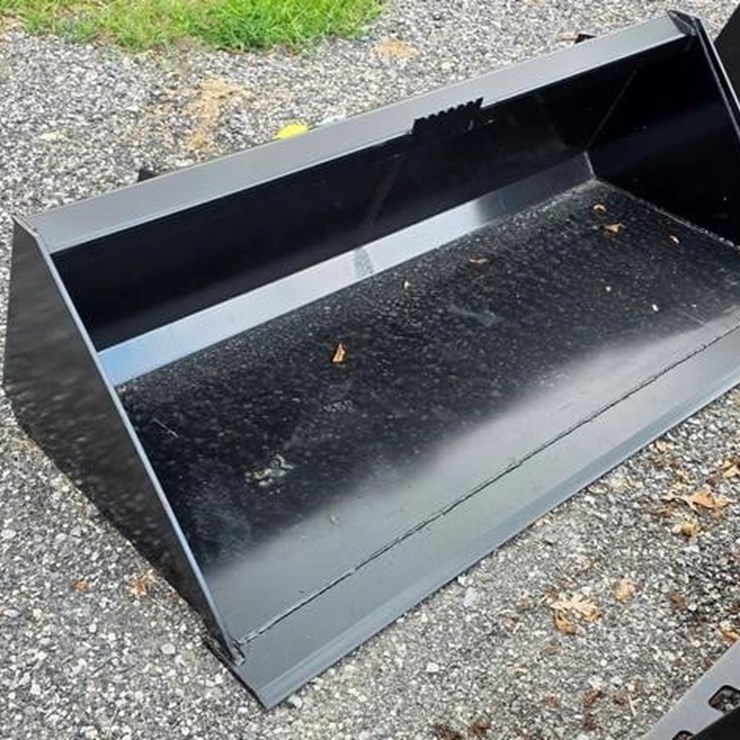 NEW SWICT 66" SKIDLOADER BUCKET