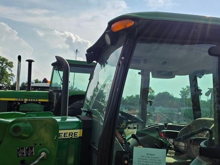 john-deere-5055e-image-14