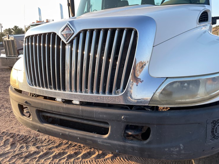 2003-international-durastar-4200-image-14