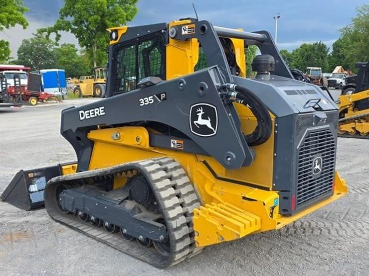 2025-deere-335-p-tier-image-3