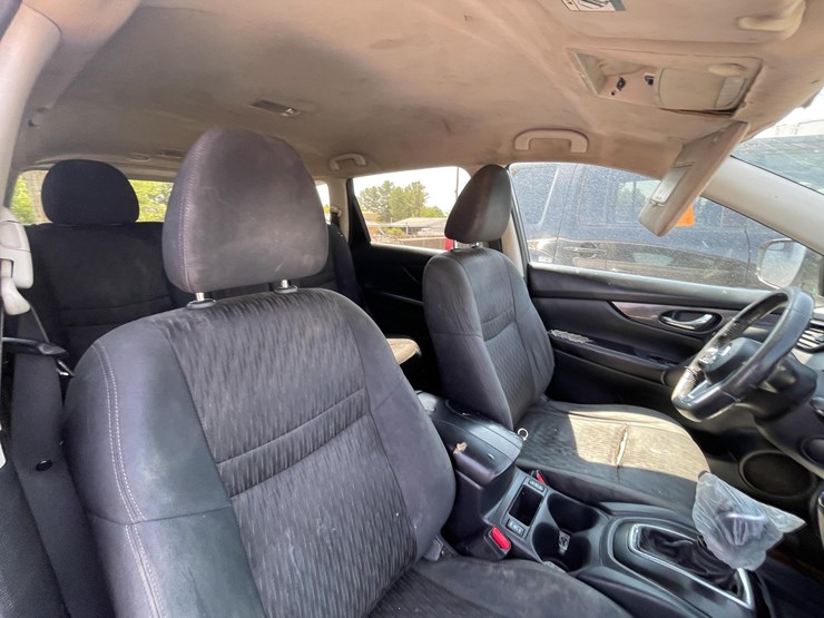 2018-nissan-rogue-image-95