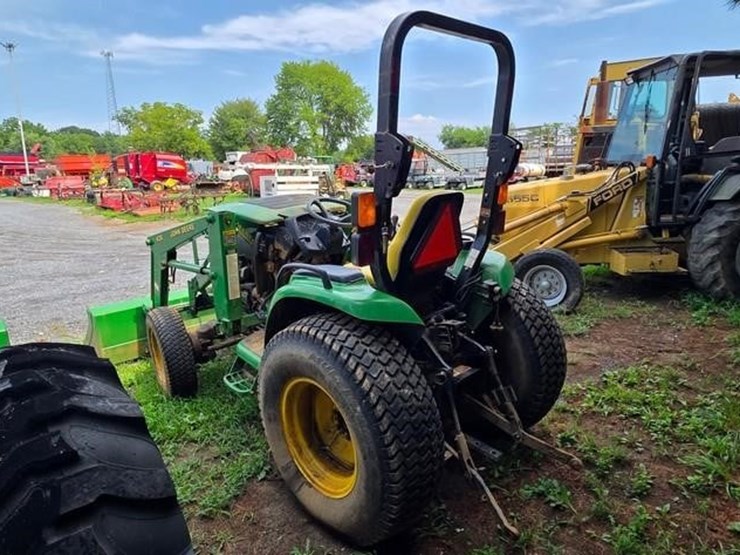 john-deere-4310-image-4