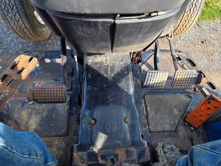 new-holland-tn75-image-47