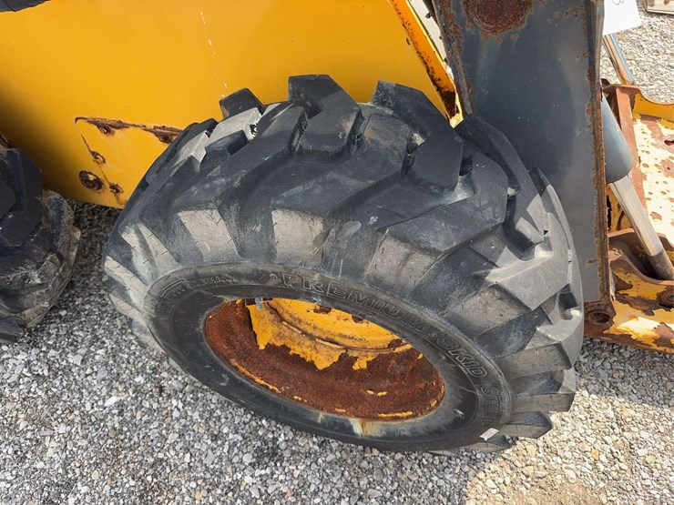 deere-328d-image-13