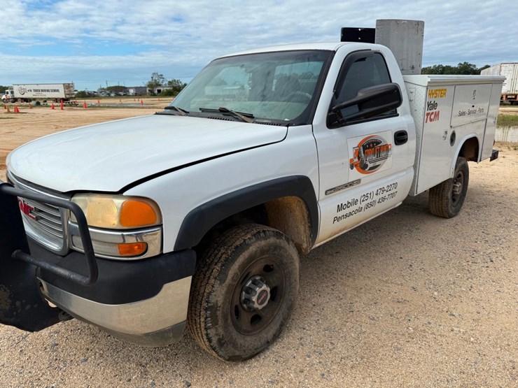 2002-gmc-2500hd-image-2