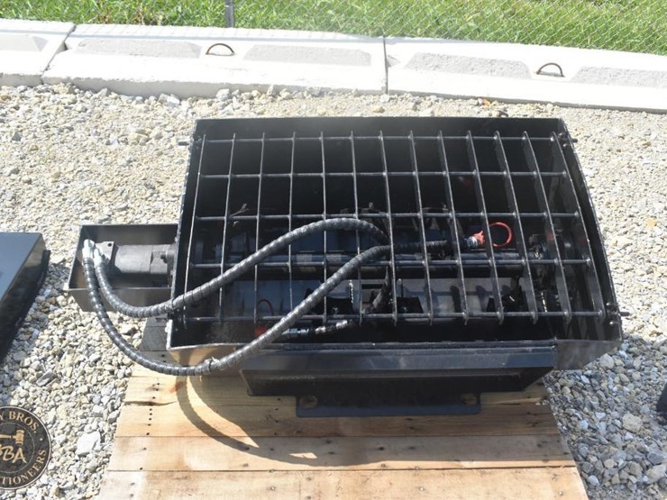 sdlanch-mini-concrete-mixing-bucket-attachment-48518-image-1