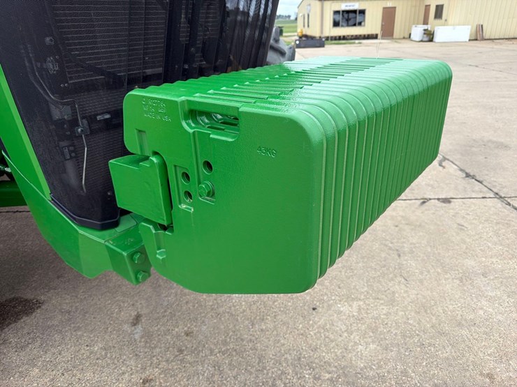 2022-john-deere-8r-280-image-30