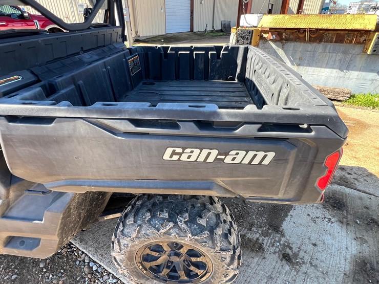 can-am-defender-image-19