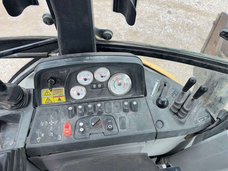 caterpillar-420e-it-image-16