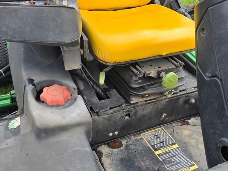 2005-john-deere-3225c-image-34