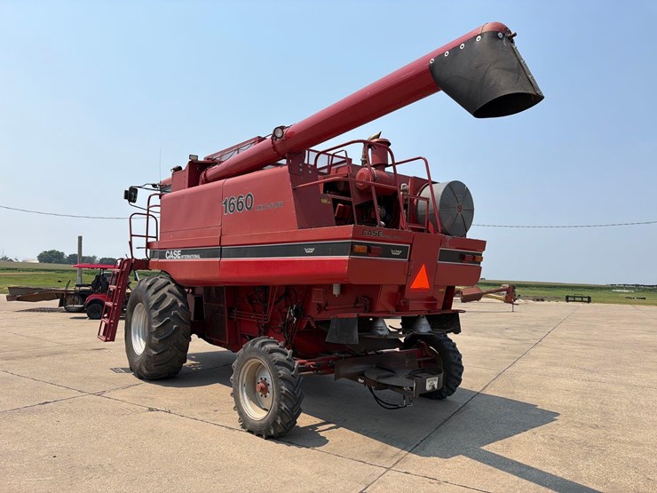 1989-case-ih-1660-image-5