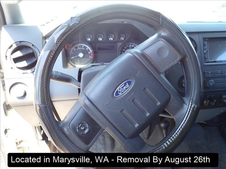 2011-ford-f250-xl-image-10