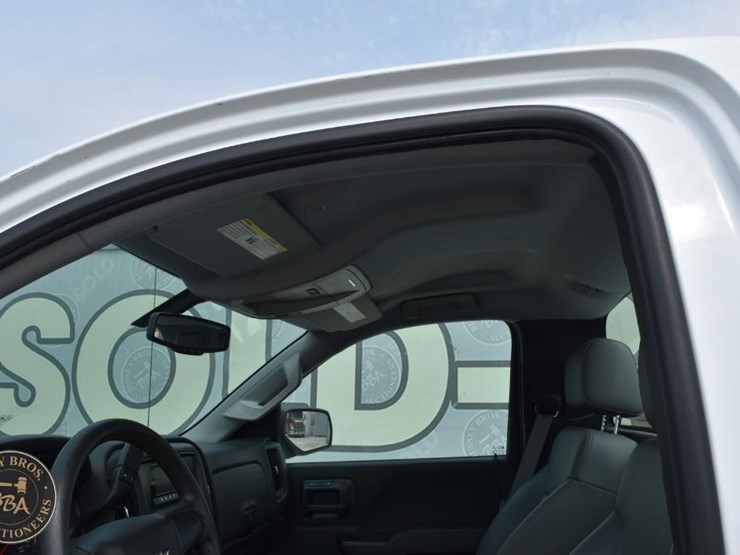 2015-chevrolet-silverado-1500-image-13