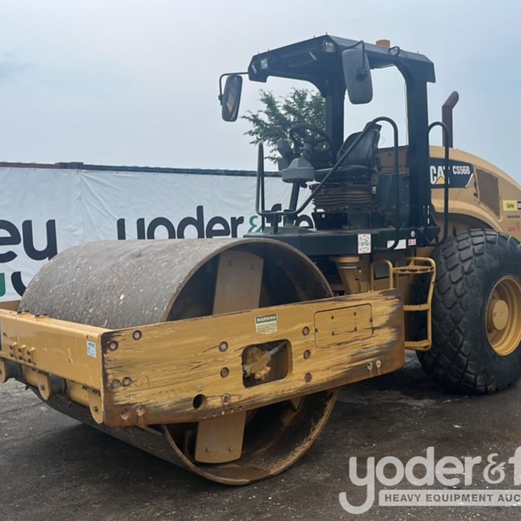 2016 CATERPILLAR CS56B