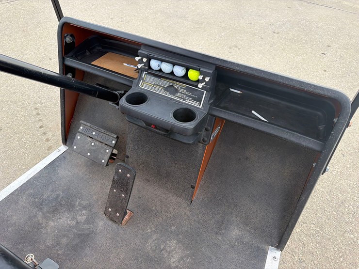 1987-ez-go-gas-golf-cart-image-14