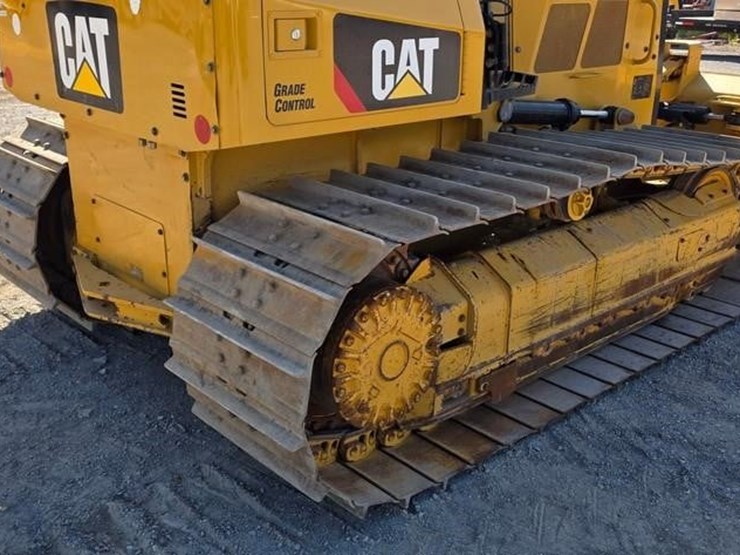2020-caterpillar-d5k2-lgp-image-29