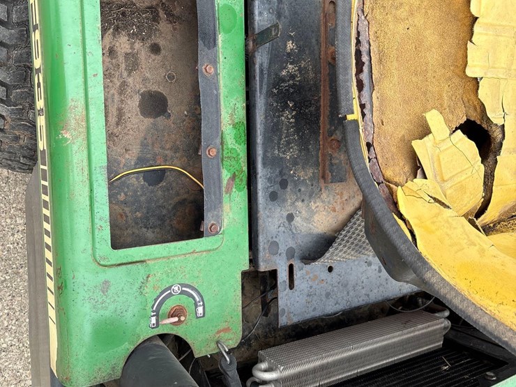 john-deere-f935-image-24