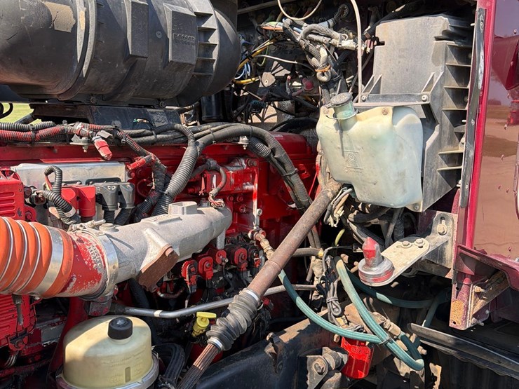 2010-kenworth-t660-image-56