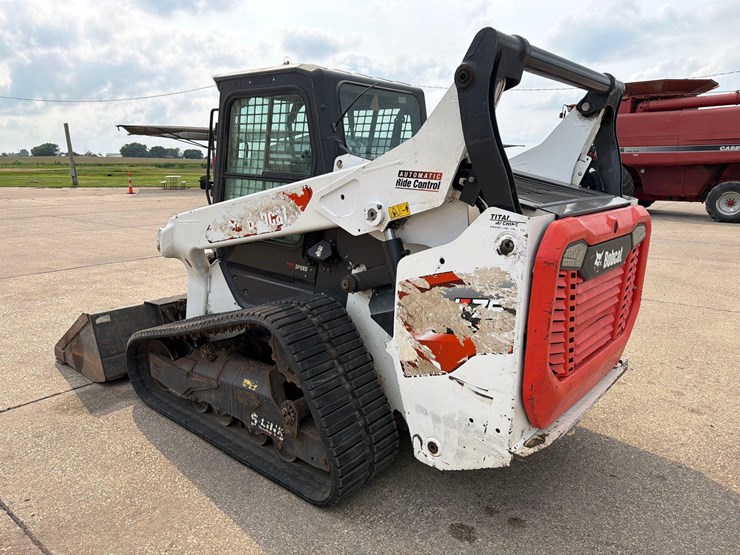 2021-bobcat-t76-image-4