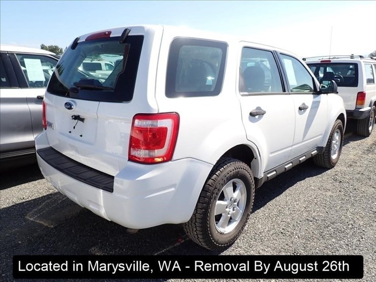 2012-ford-escape-image-11
