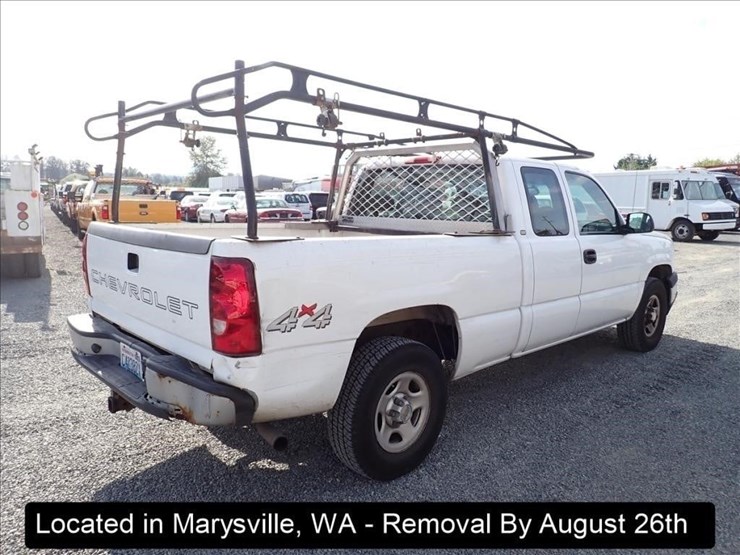 2003-chevrolet-1500-image-13