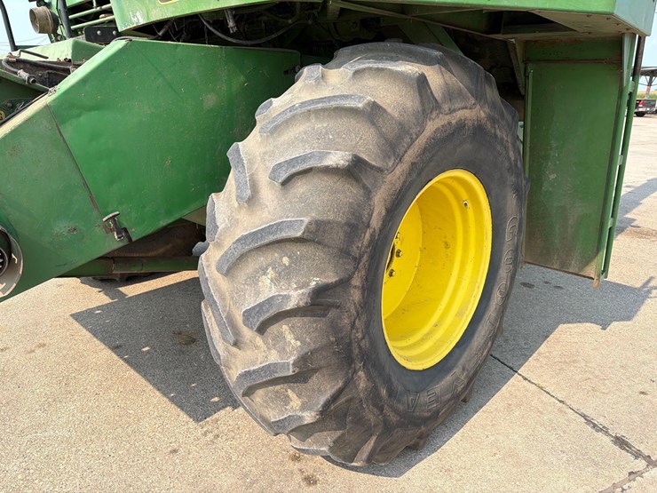 john-deere-7720-image-10