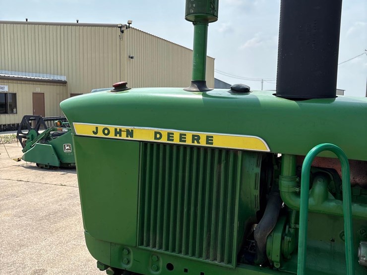 john-deere-3020-image-10