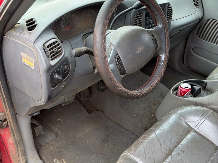 2001-ford-f150-image-29