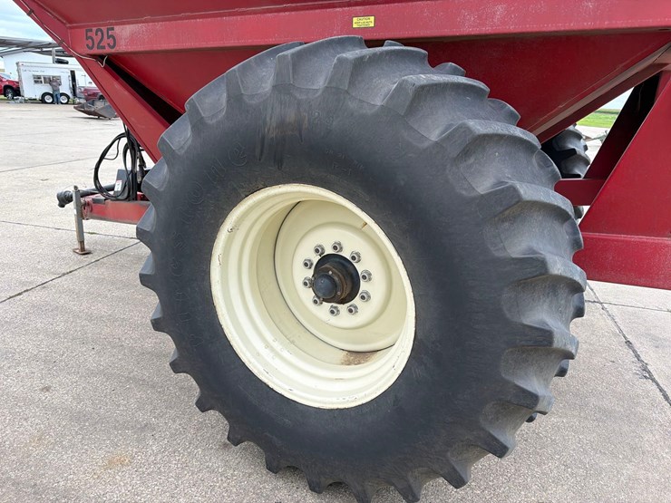 j&m-525-image-10