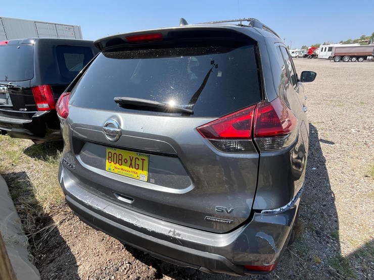 2018-nissan-rogue-image-106