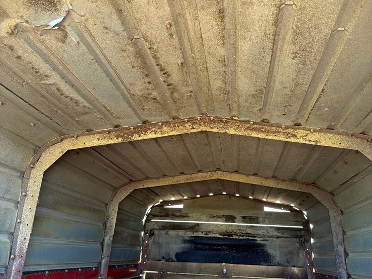 roorda-16ft-rear-unload-silage-wagon-image-23