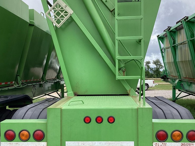 hays-lti-side-dump-bulk-hauler-image-18