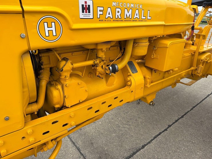 farmall-h-tractor-image-15