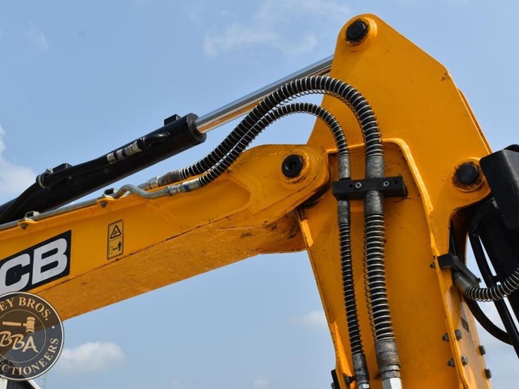 2024-jcb-50z-1-image-22