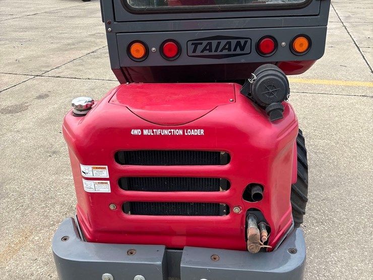 2015-taian-dy480-4wd-multifunction-mini-wheel-loader-image-19