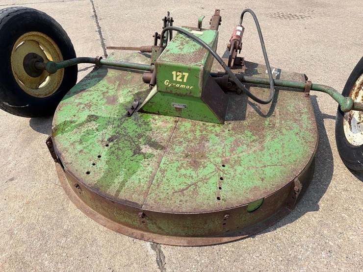 john-deere-127-image-4
